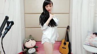 小学生连裤袜视频,小学生连裤袜视频萌翻网友